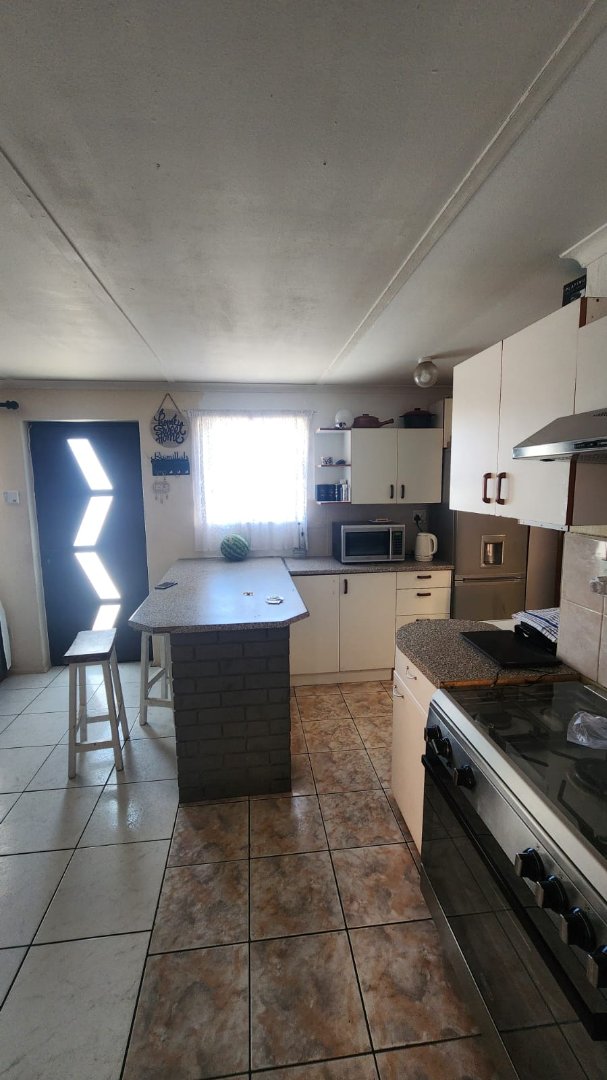 2 Bedroom Property for Sale in Portlands Western Cape